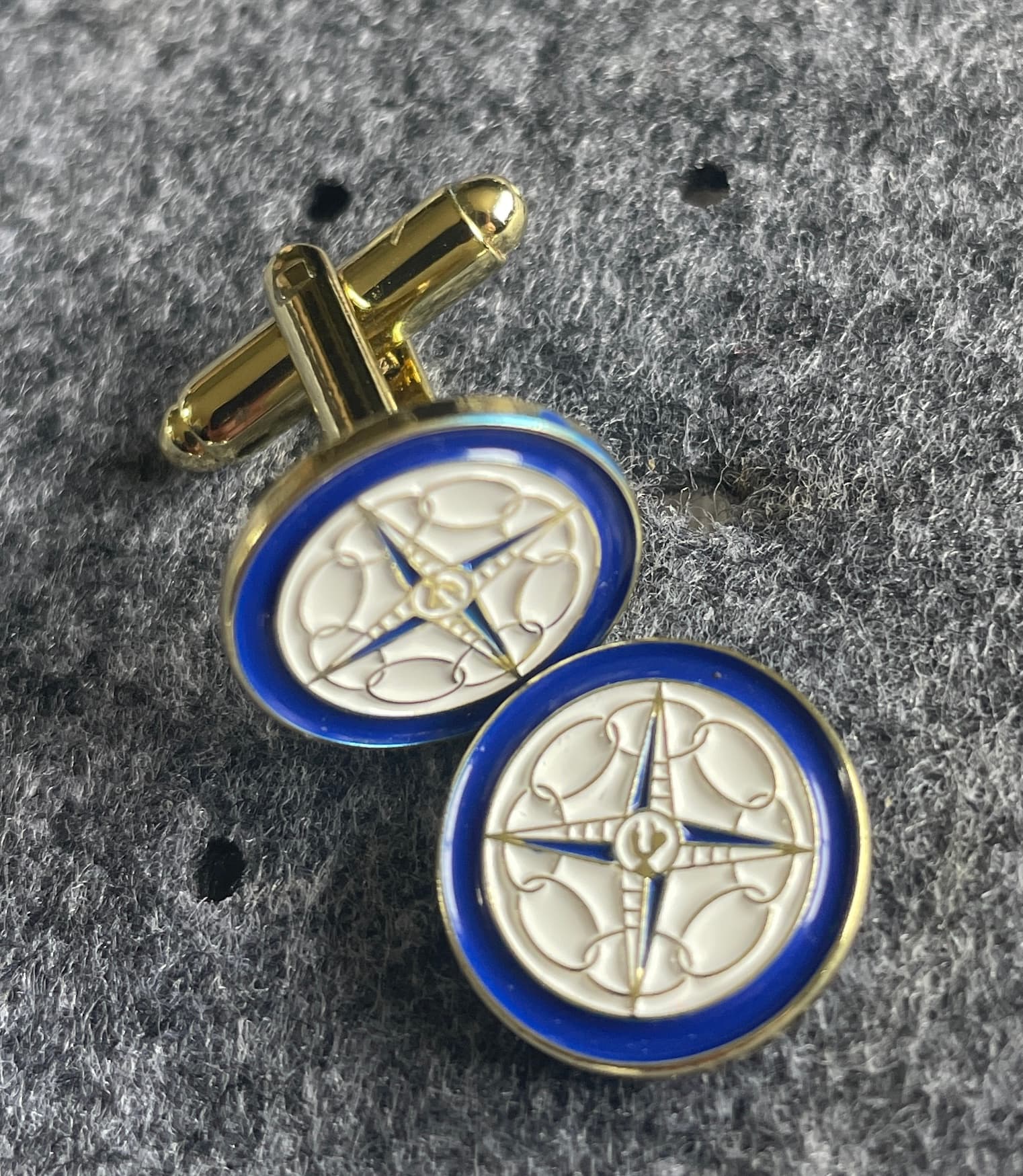 Cufflinks